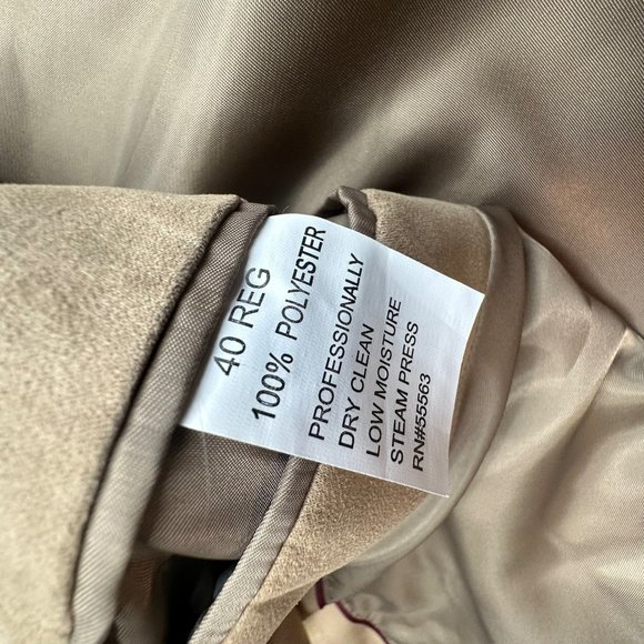 Allen Flusser sports coat. Size 40 regular.‎ Tan color. - Picture 5 of 7